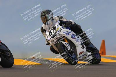 media/Sep-11-2022-SoCal Trackdays (Sun) [[81b7e951af]]/Turn 9 (930am)/